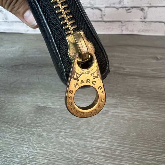 Marc by Marc Jacobs Black Wallets for Women - Picture 3 of 6